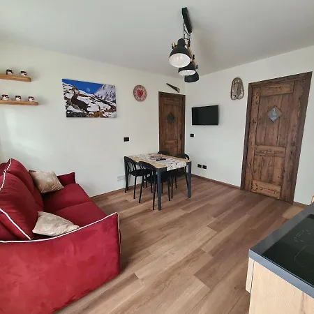 Apartman La Maison. La Roccia Dello Stambecco Bardonecchia