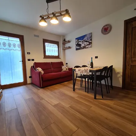 Apartman La Maison. La Roccia Dello Stambecco Bardonecchia