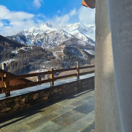 Apartman La Maison. La Roccia Dello Stambecco Bardonecchia