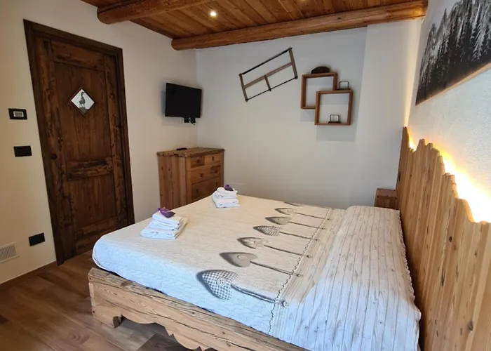 La Maison. La Roccia Dello Stambecco Daire *